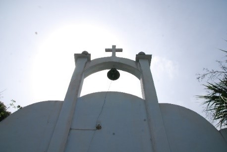 Tiny chapel in El Naranjal