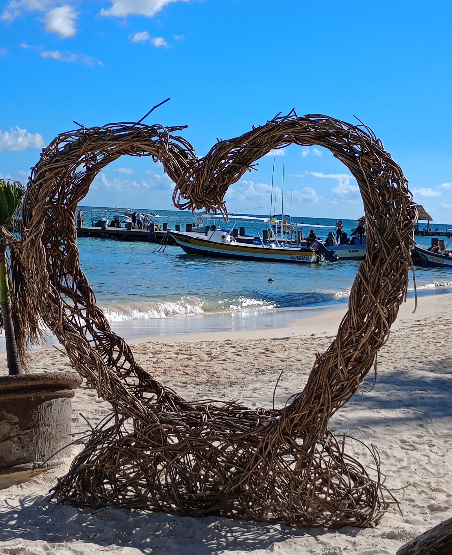 puerto morelos beach heart